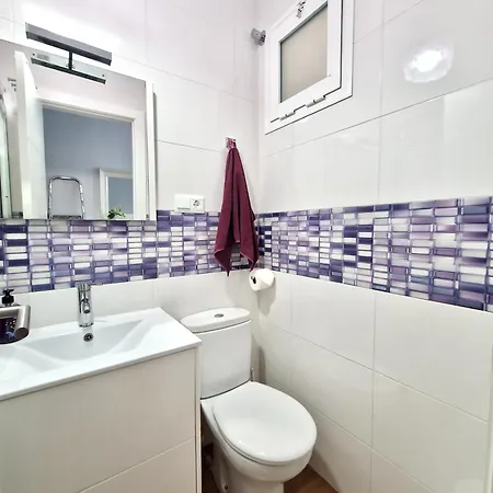 Sr Mediterraneo 2bdr Playa De La Carihuela Lägenhet *