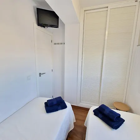 Sr Mediterraneo 2bdr Playa De La Carihuela Torremolinos