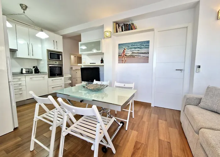 Sr Mediterraneo 2bdr Playa De La Carihuela Apartment