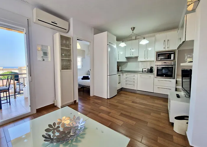 Sr Mediterraneo 2bdr Playa De La Carihuela Apartment