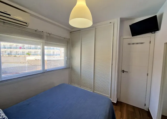 Sr Mediterraneo Playa De La Carihuela *